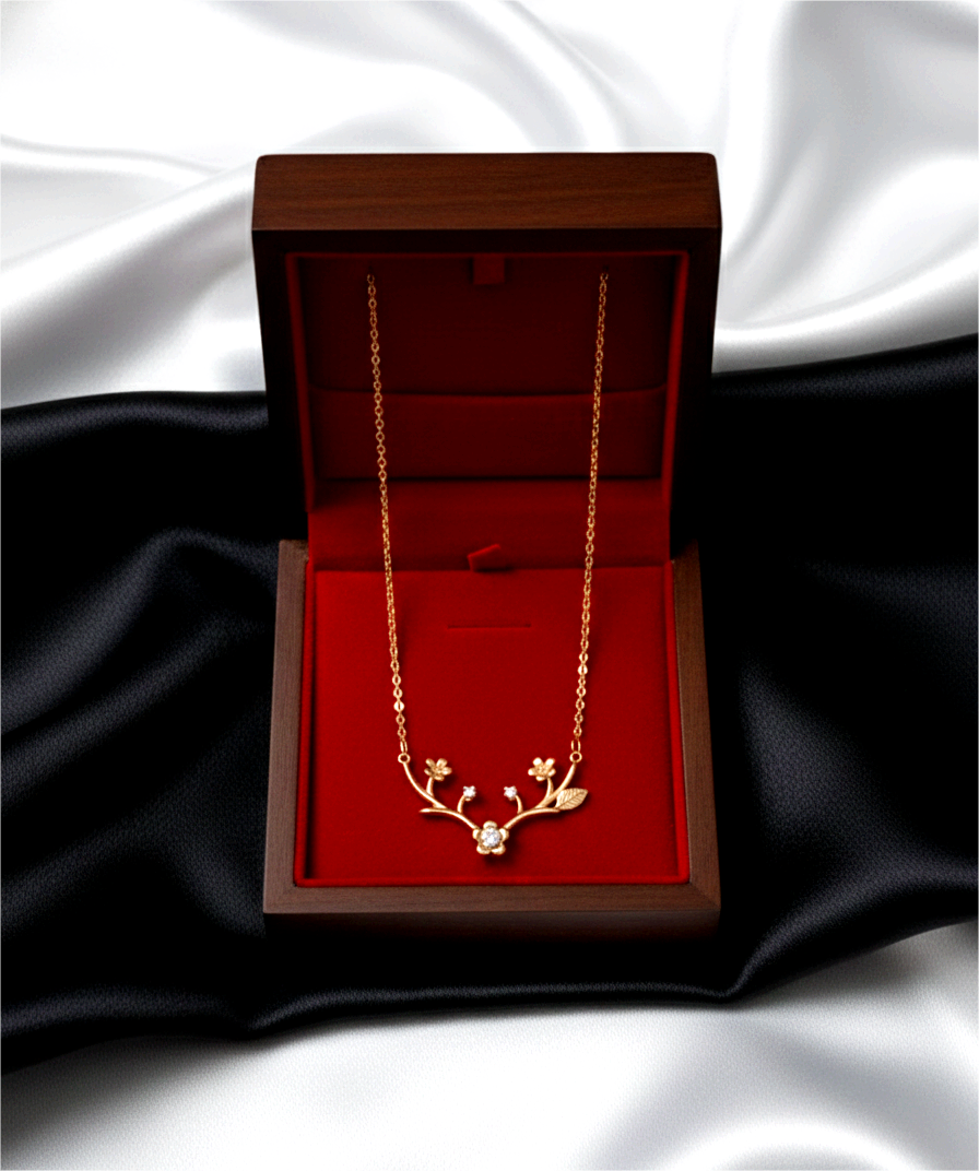 Golden Bloom Floral Necklace with Crystal Accents – Elegant Nature-Inspired Design